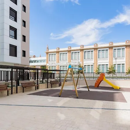 Family Apartment In Malaga Next To The Beach Màlaga Exterior photo