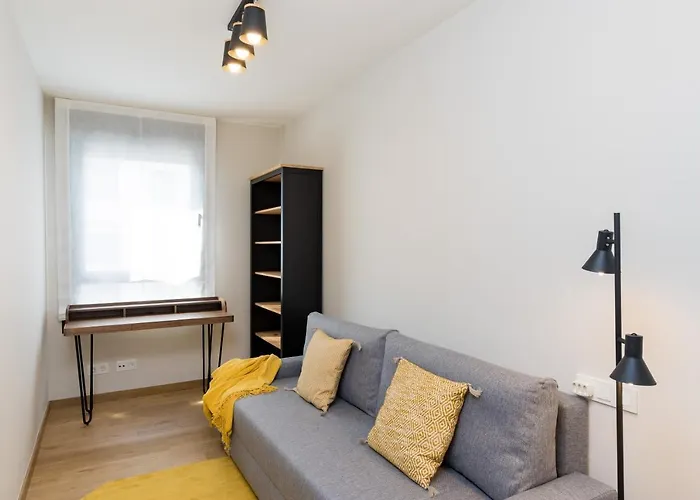 Family Apartment In Malaga Next To The Beach
